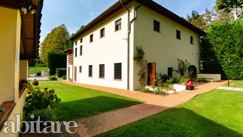 Casale 180: Building Exterior, Garden